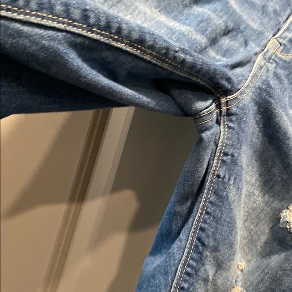 Mudd Blue Skinny Jeans | Distressed | 24” Inseam Size 7 - Picture 5 of 8